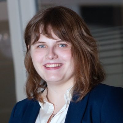 Antonia Dörfler, Verwaltung und Verkauf Autohaus Dörfler